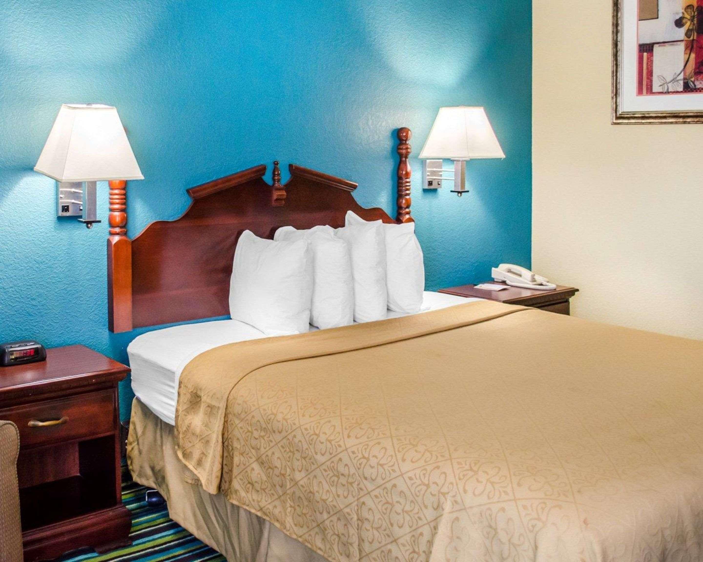 Quality Inn & Suites Medina - Akron West Exteriér fotografie