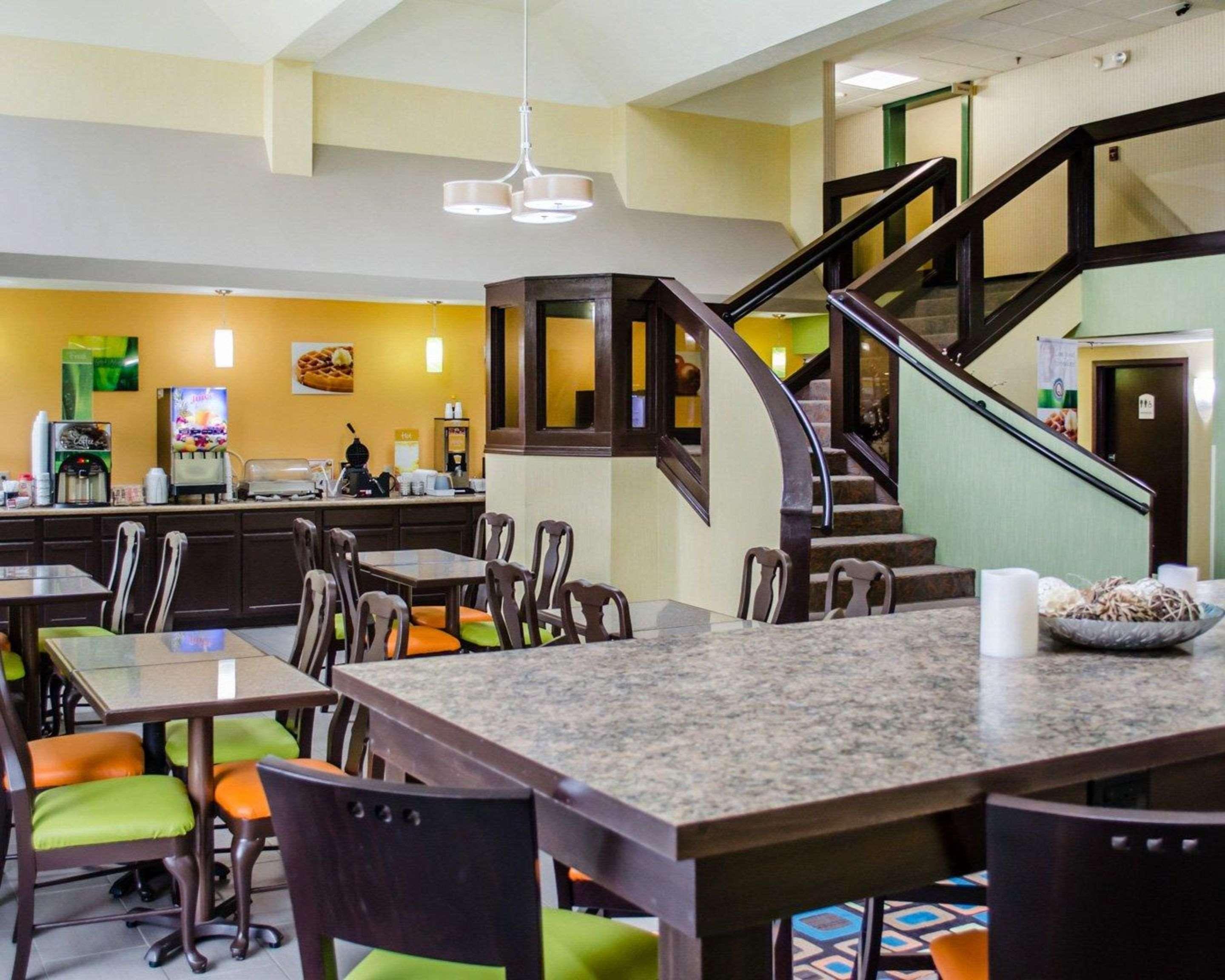 Quality Inn & Suites Medina - Akron West Exteriér fotografie