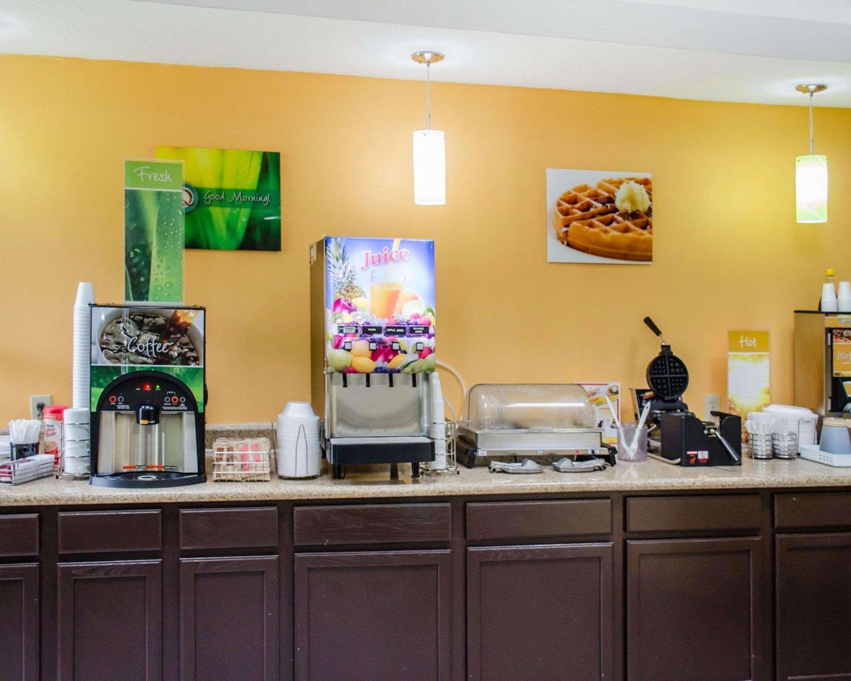 Quality Inn & Suites Medina - Akron West Exteriér fotografie